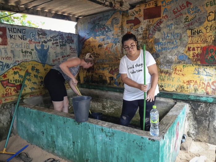 【スリランカ – アンバランゴダ】ウミガメ保護プログラム