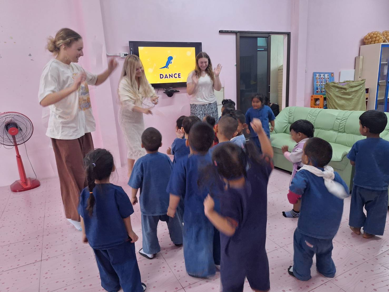 【タイ-チェンマイ】チャイルドケアプログラム業務内容画像