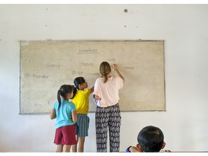 【インドネシア – ロビナ】教育プログラム