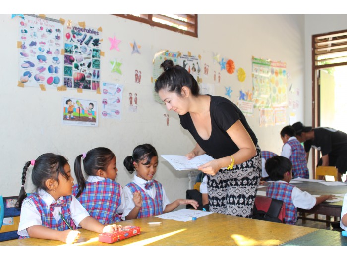 【インドネシア – ロビナ】チャイルドケアプログラム