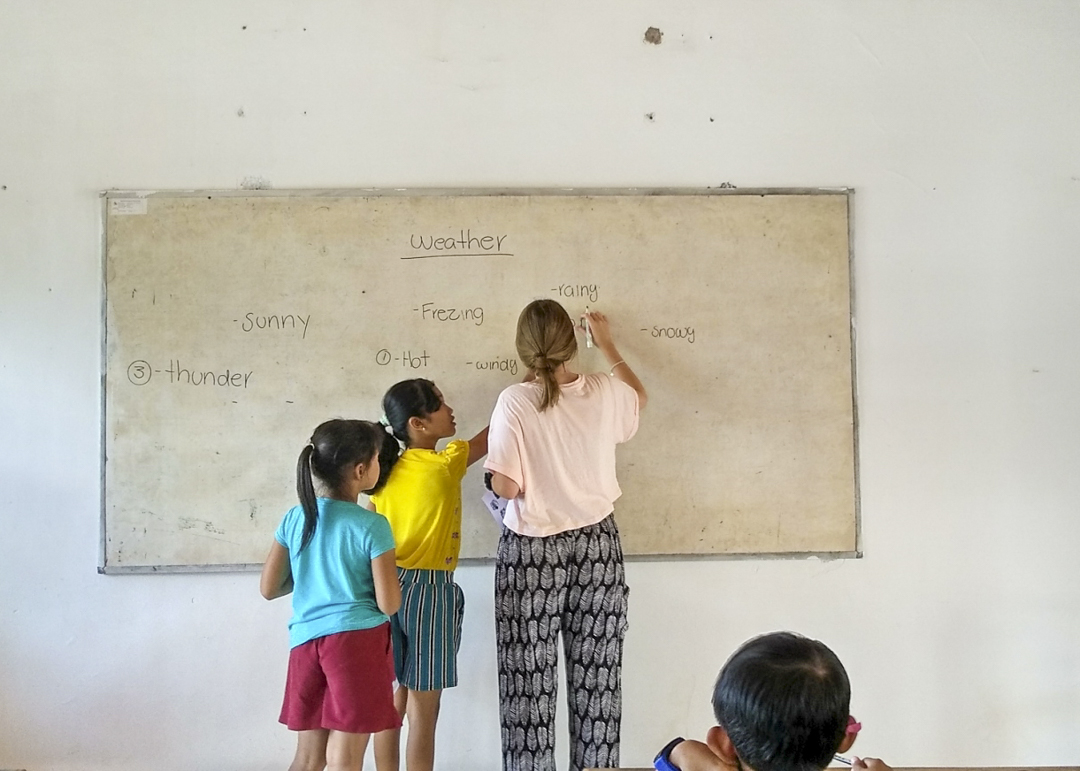 【インドネシア – ロビナ】教育プログラムスケジュール画像