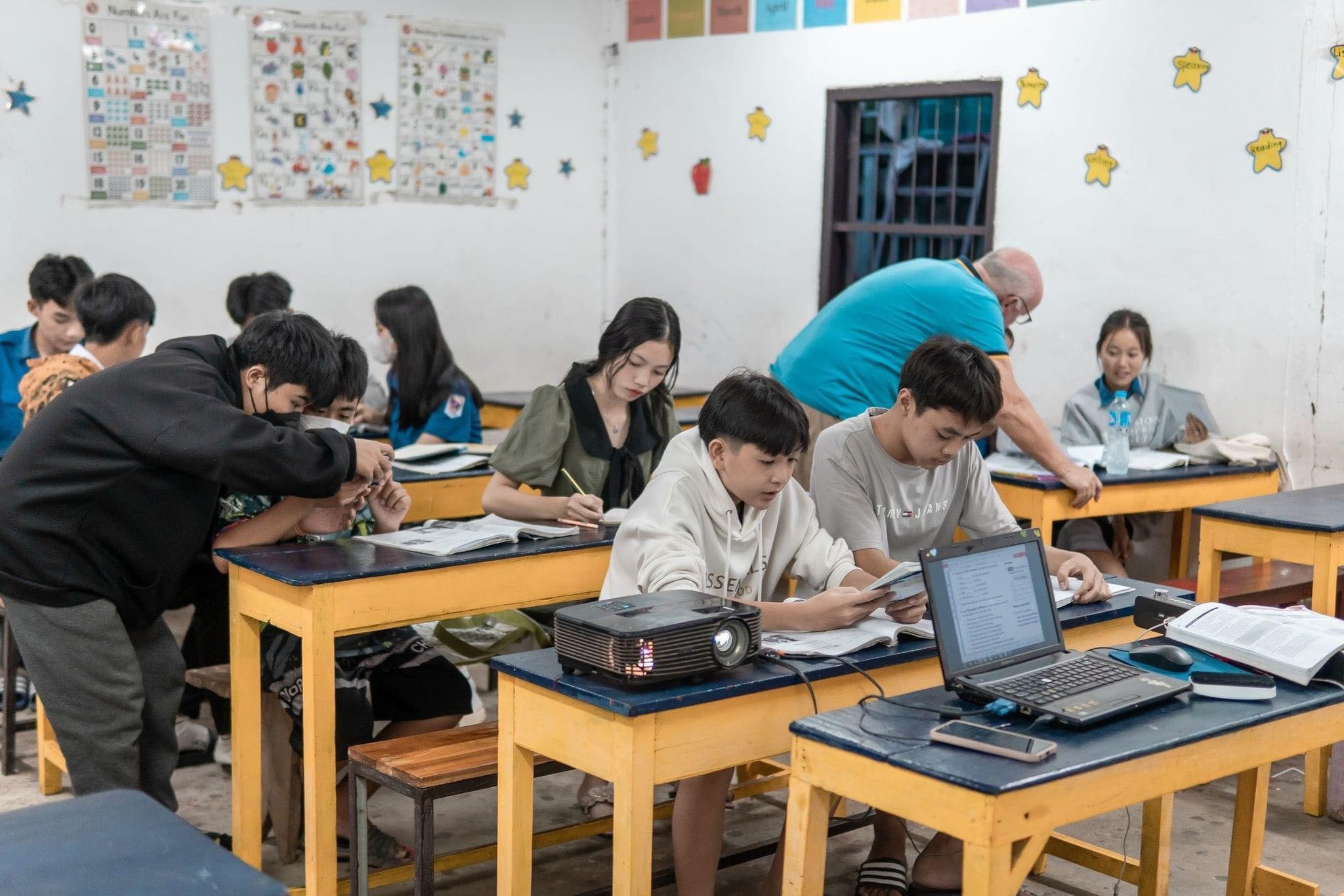 【ラオス】教育プログラムスケジュール画像