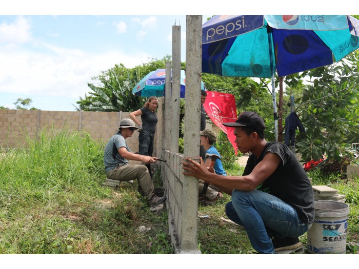 【ラオス】建設と改修