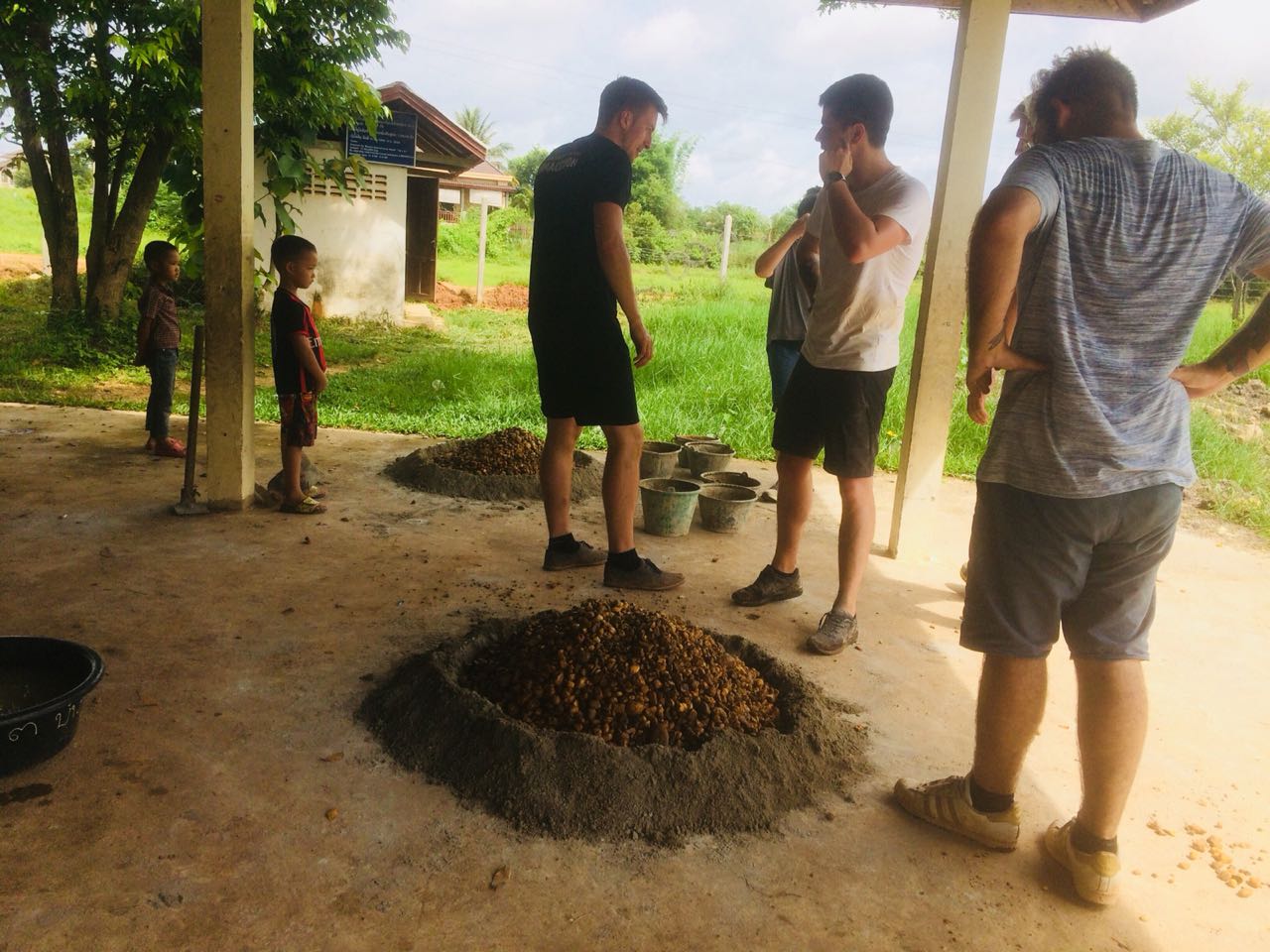 【ラオス】建設と改修業務内容画像