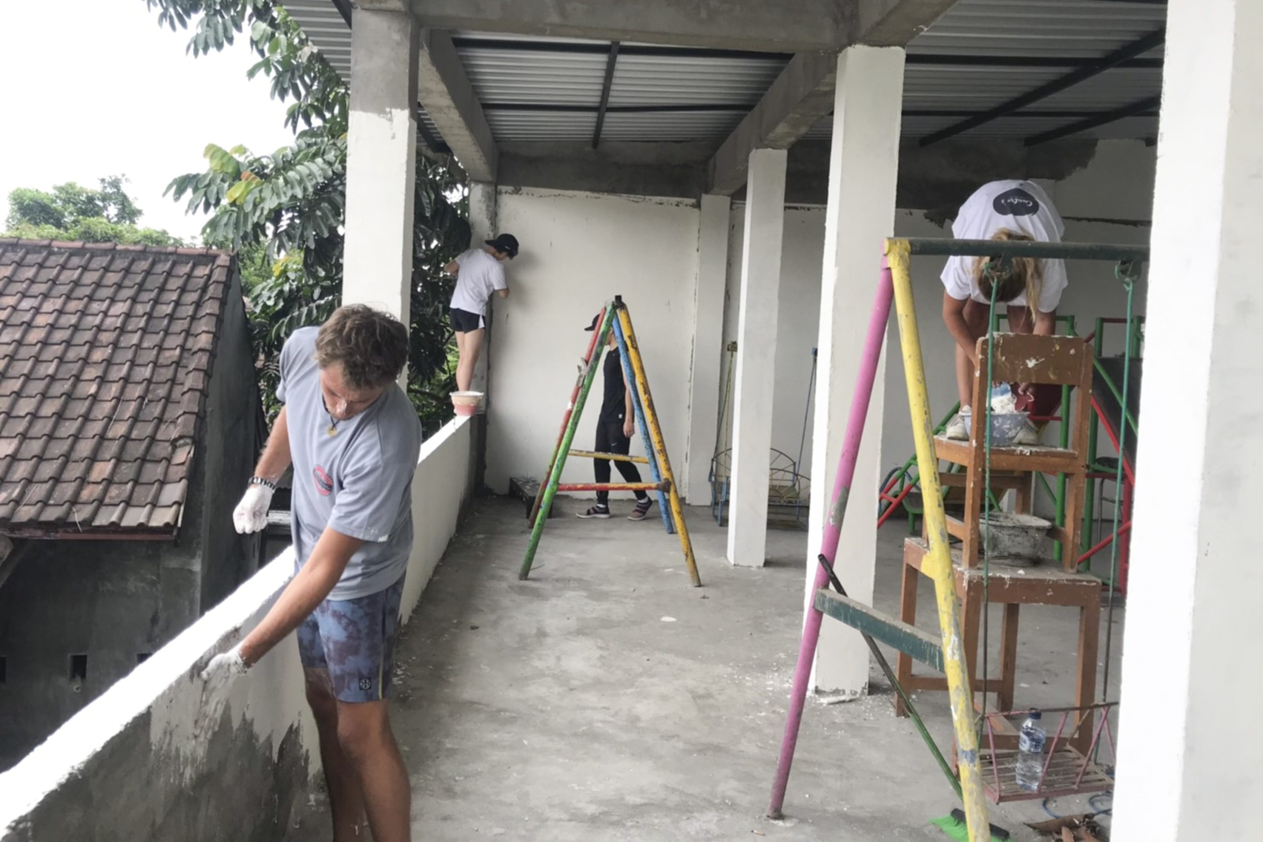 【インドネシア – ロンボク島】改修プログラム