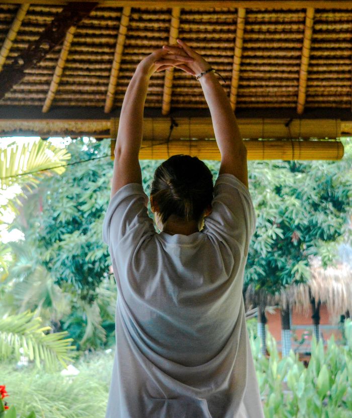 【インドネシア –  ロビナ】ヨガと瞑想プログラム業務内容画像