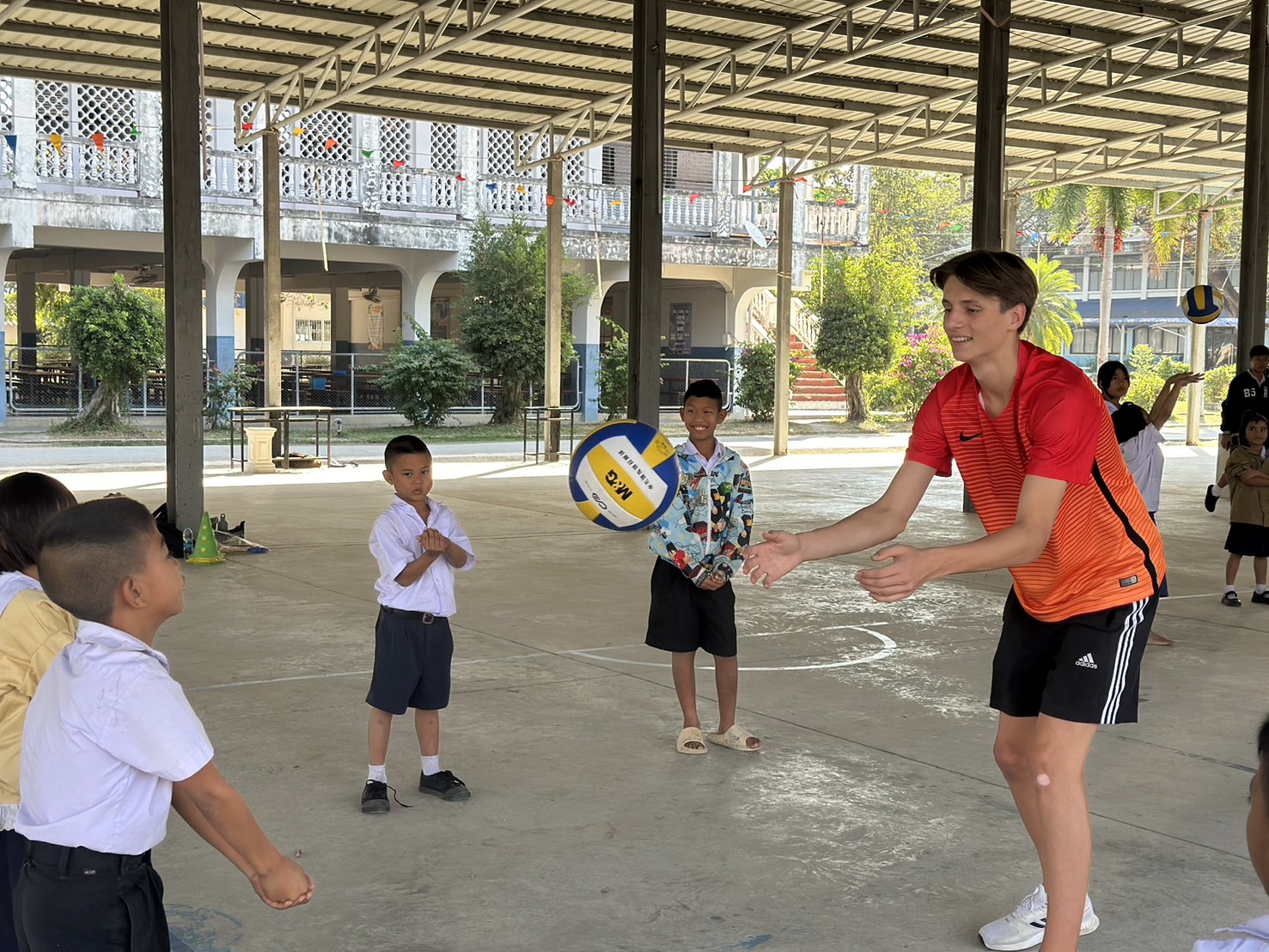 【タイ-ホアヒン】スポーツ教育プログラム業務内容画像