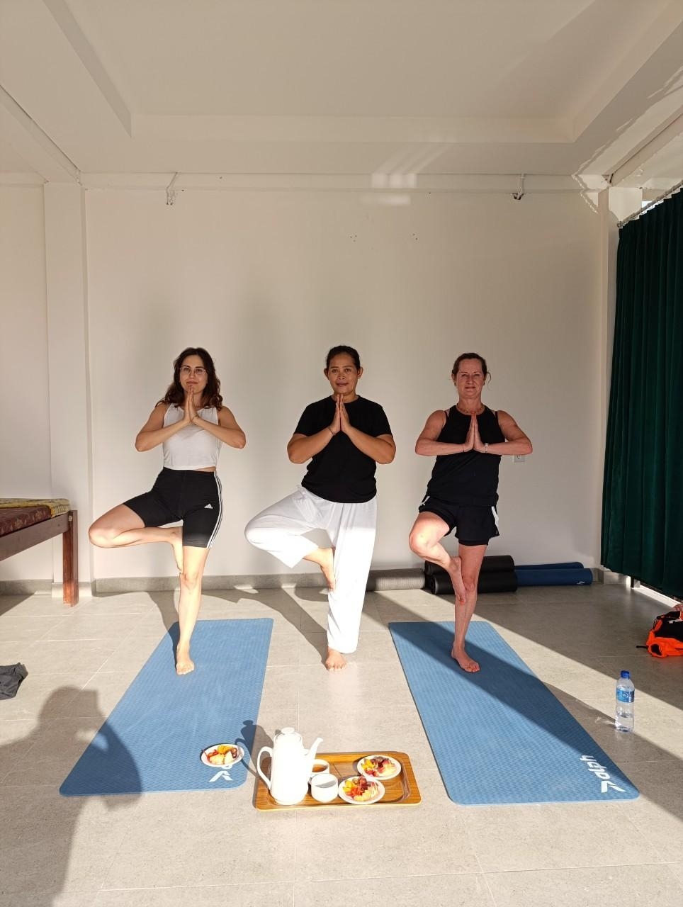 【インドネシア –  ロビナ】ヨガと瞑想プログラム業務内容画像