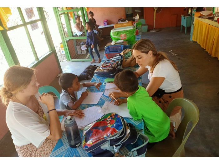 【フィリピン】エルニド幼稚園プログラム