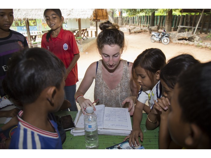 【カンボジア – サムラン】青空教室プログラム